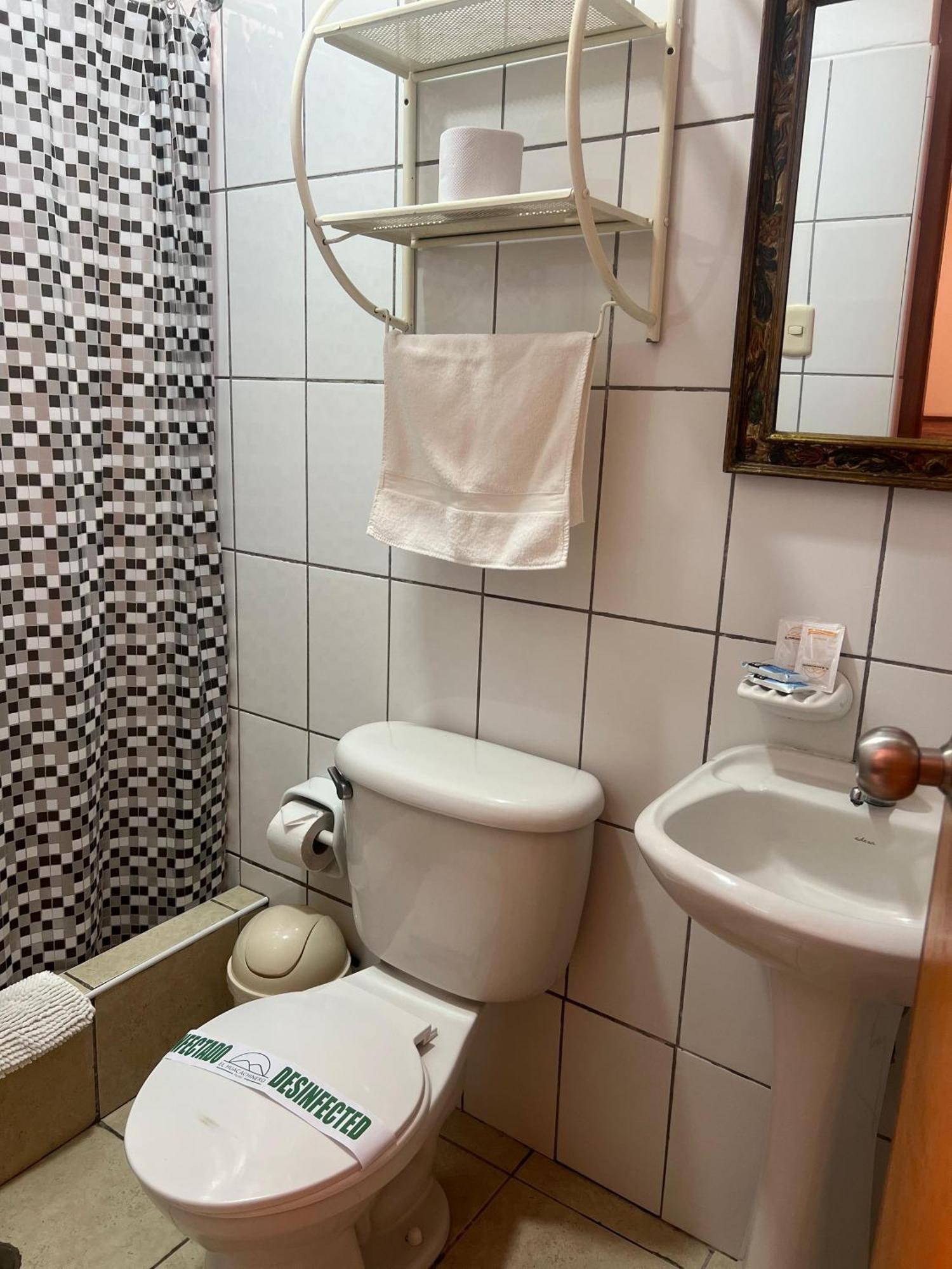 Hotel El Huacachinero Ica Bagian luar foto